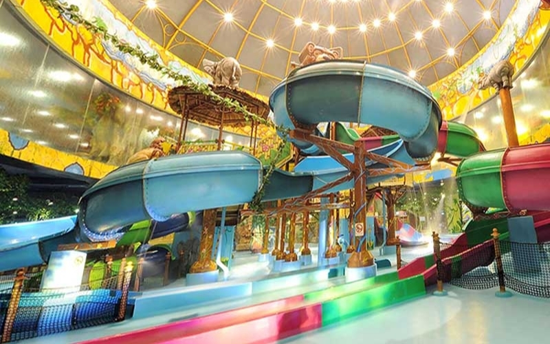 Khu vui chơi giải trí Vinpearl Water Park nổi tiếng ở Royal City