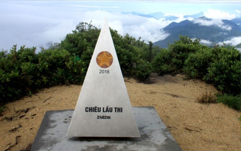 Cắm trại ở Đỉnh Chiêu Lầu Thi