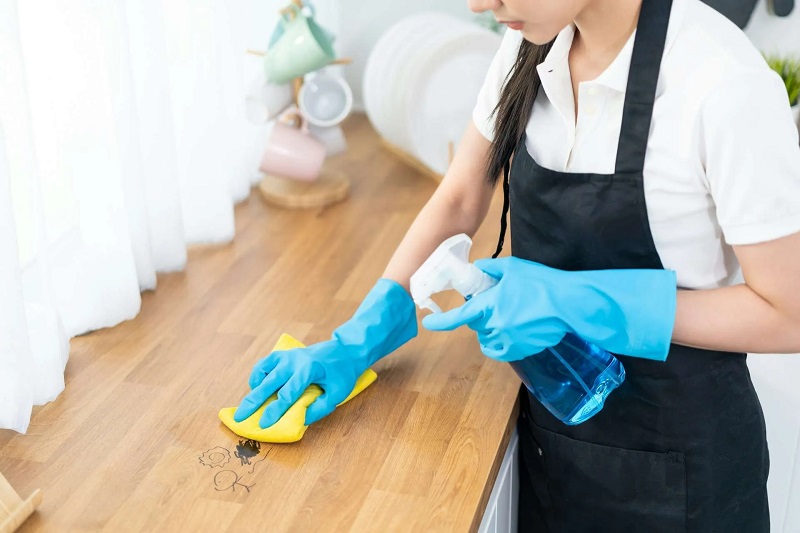 hóa chất vệ sinh đảm bảo an toàn